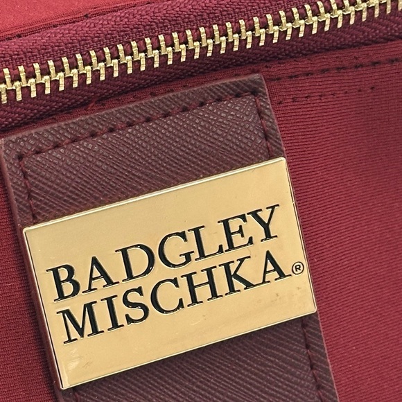 NWOT. Fannie pack. Fun color. Chic and stylish. - Picture 2 of 5